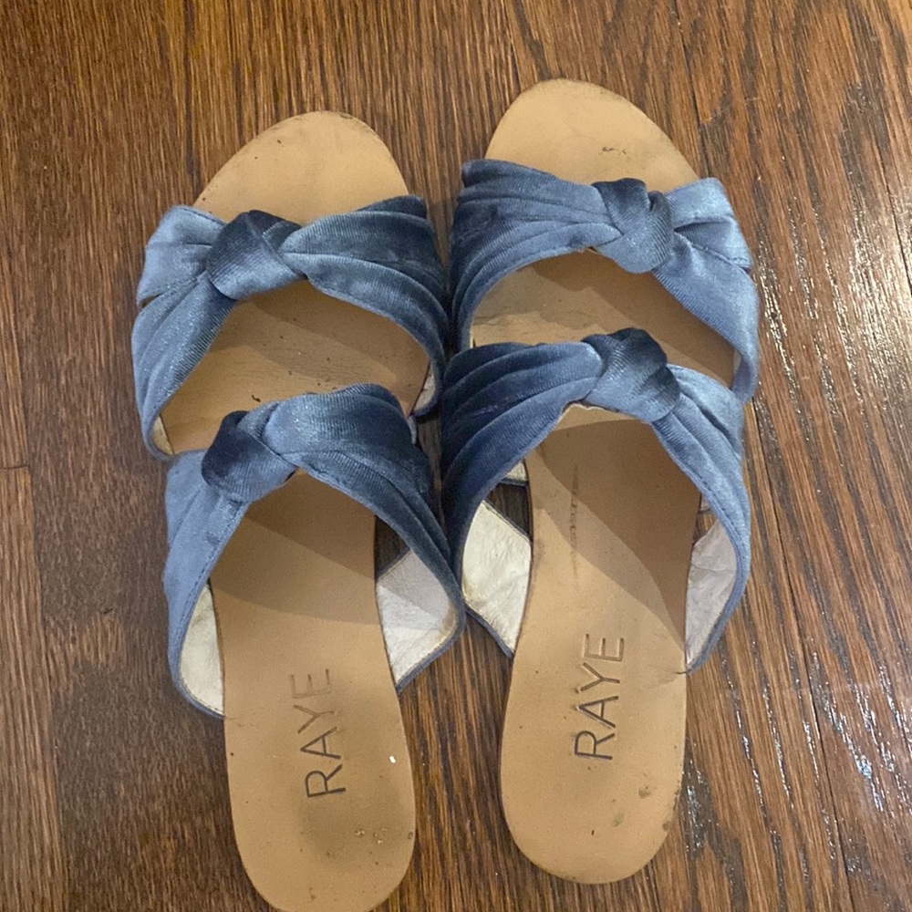 Raye sandals with blue suede knots